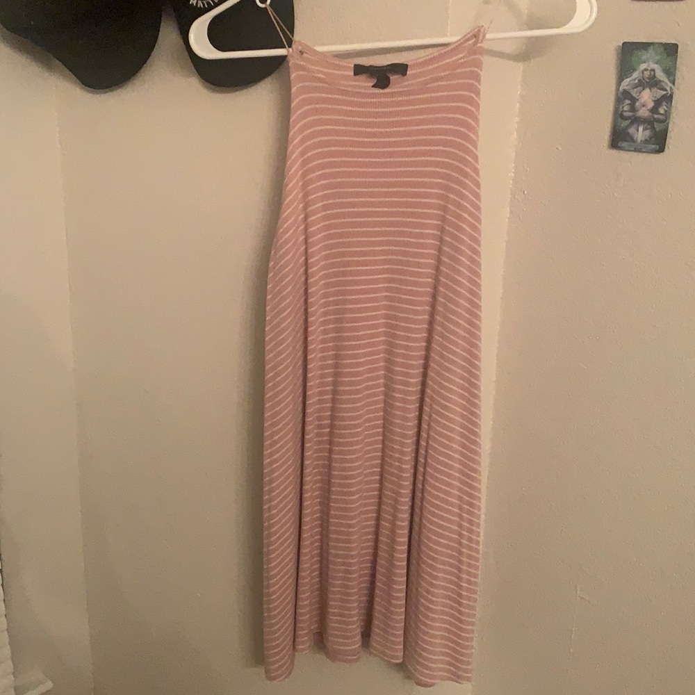 Pink + white above the knee flowy dress